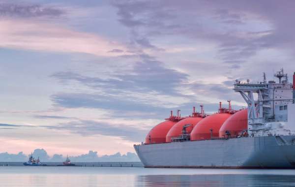 Innovations and Advancements: Technological Breakthroughs in the Liquefied Natural Gas Market