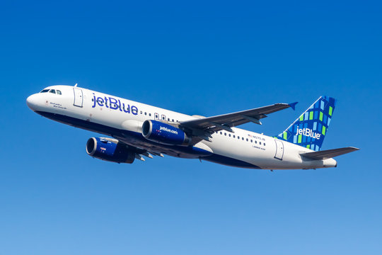 How do I talk a human at JetBlue ?: johncarlee — LiveJournal