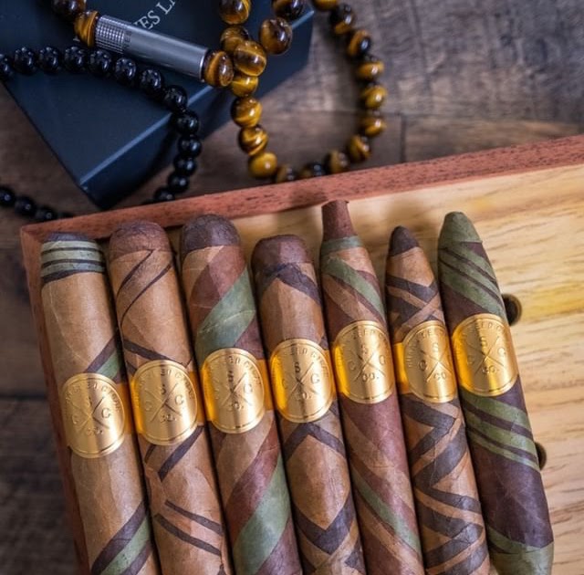 Why Pick La Boveda De Puros for Buying Cigars Online?
