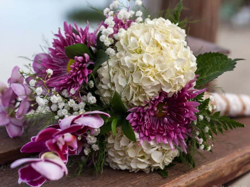 Preserve the vibrancy and beauty of your hydrangea bouquet