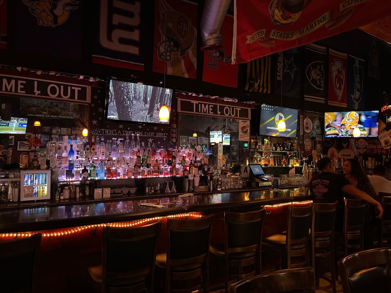 Best Sports Bar Near Petco Park | Time Out Sports Tavern