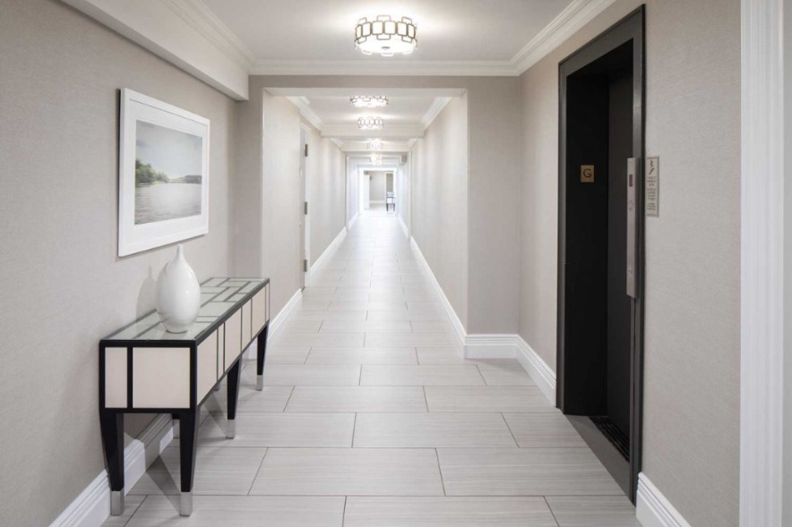 How To Connect Different Spaces With a Seamless Hallway Design | Vipon