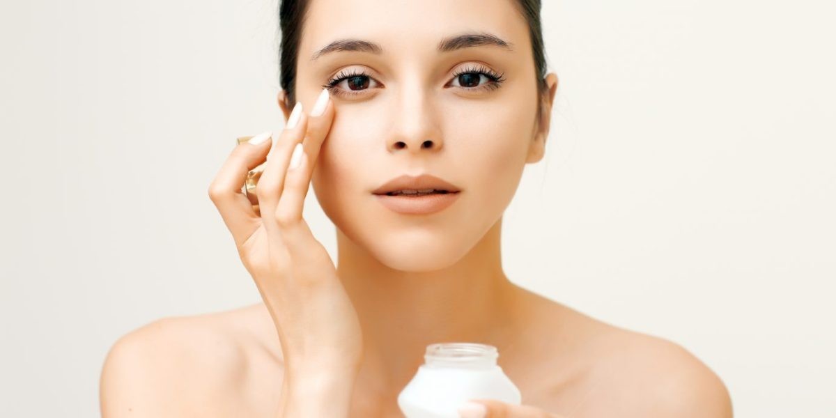 Choosing the Best under Eye Serum for Different Skin Concerns