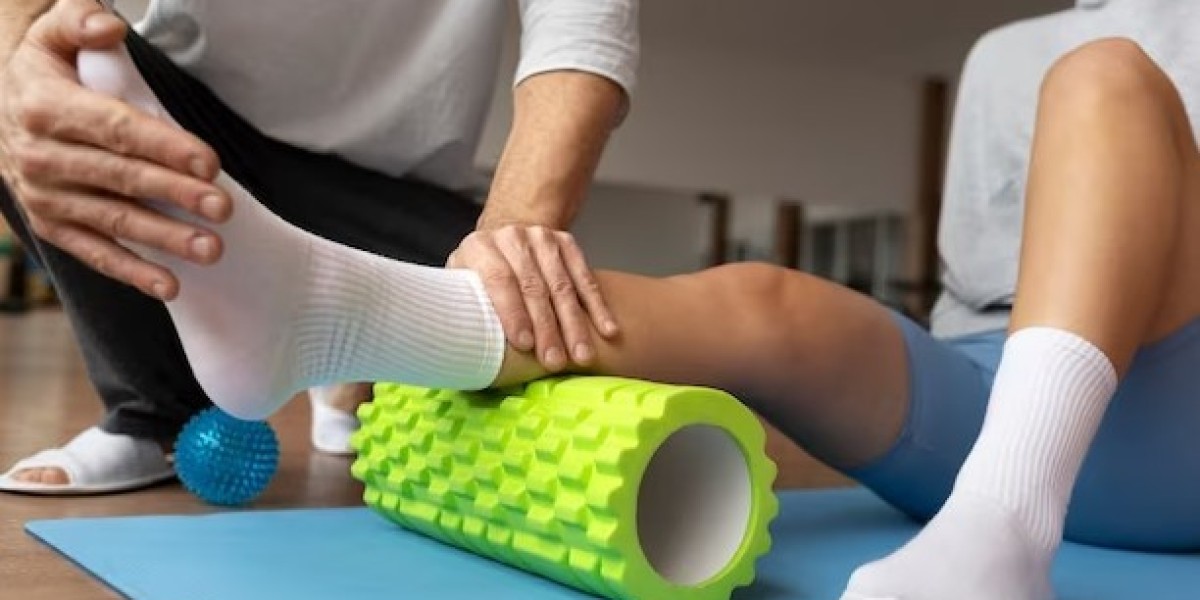 Singapore’s Trusted TCM Clinic for Sports Injury Recovery