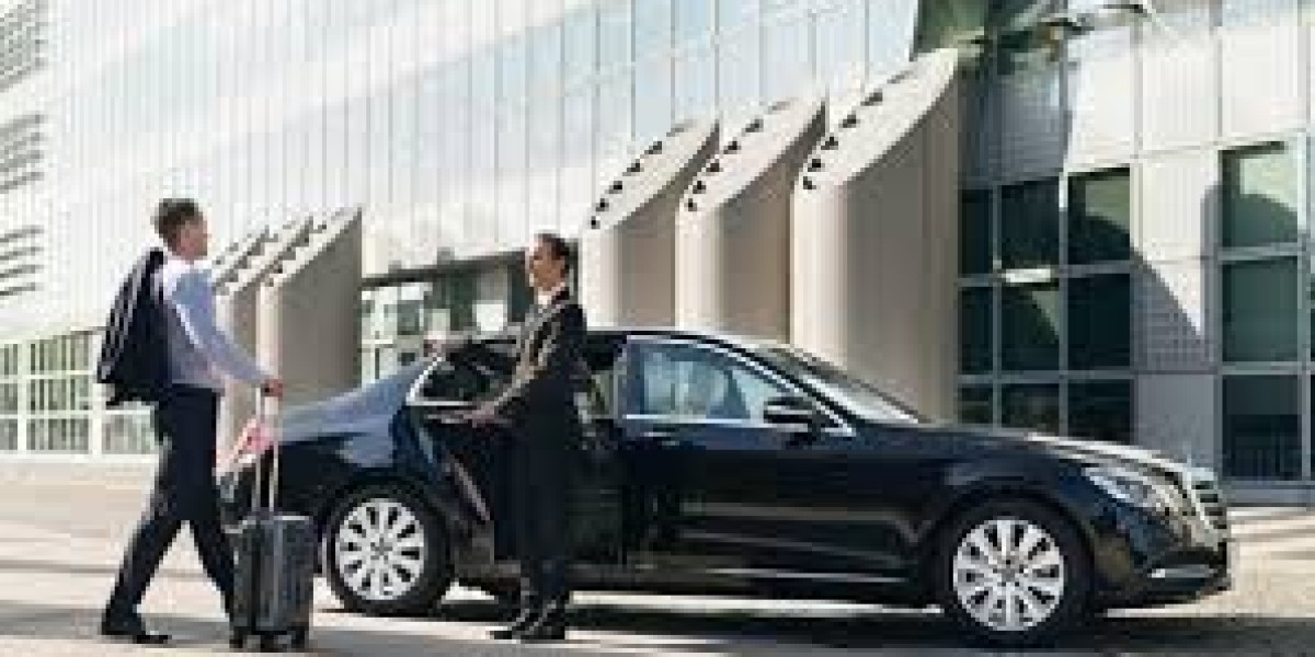 Luxury Limousine Car Service in Dubai