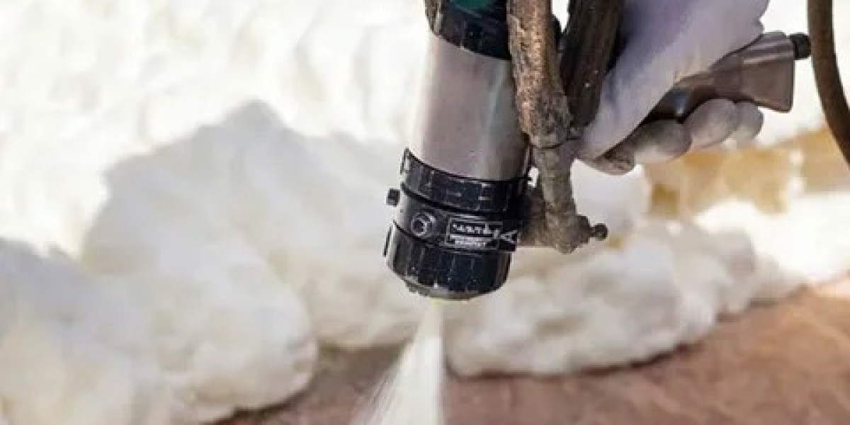 How Do Spray Foam Insulation Solutions Save You Up to 30% on Energy Bills?