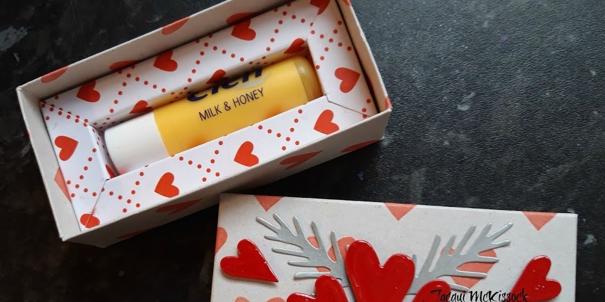 Transform Your Product with Stylish Custom Lip Balm Boxes for a Unique Branding Experience