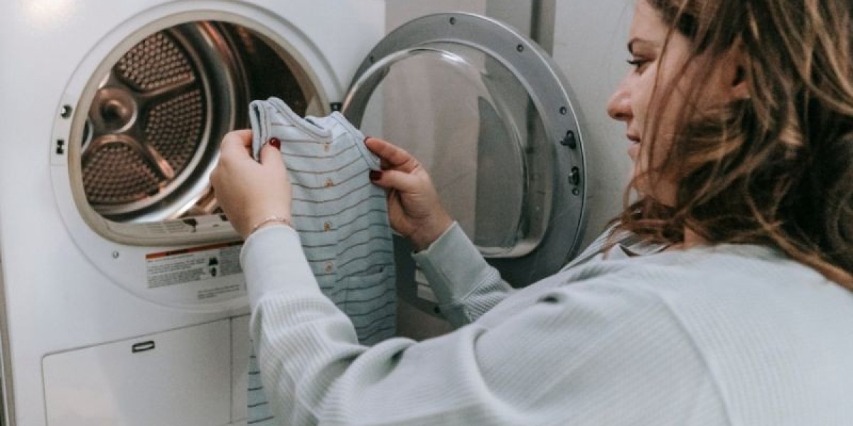 Self-Service Launderette in Dubai: Convenient, Affordable, and Time-Saving