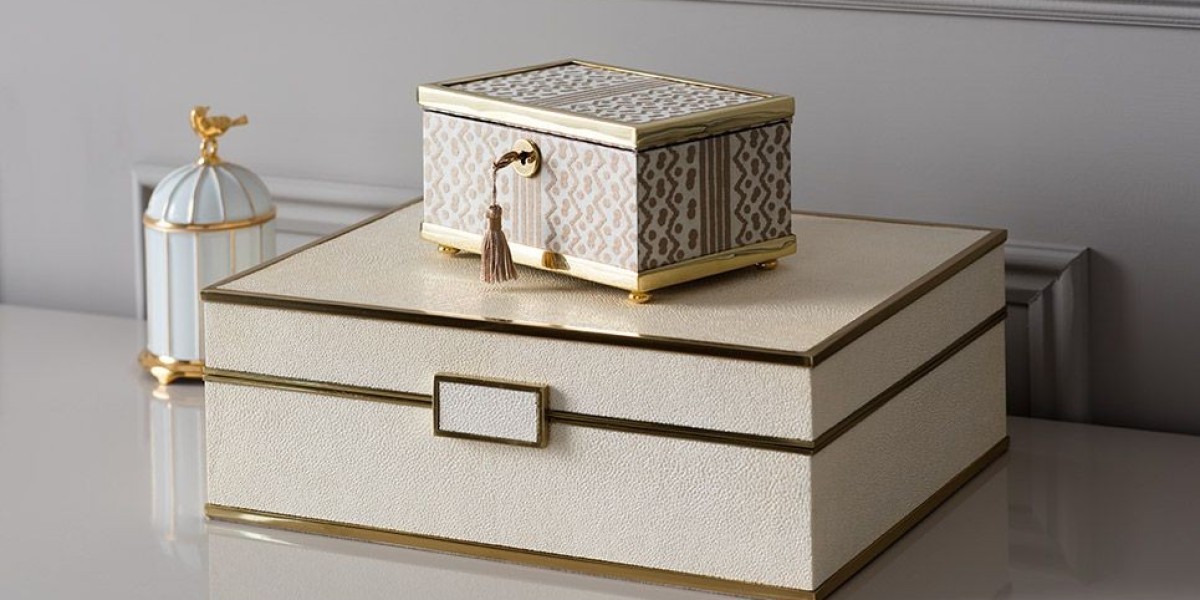 The Benefits Of Investing In Custom Jewelry Boxes