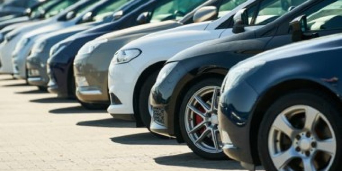 Key Factors to Consider When Buying Used Cars in Lahore