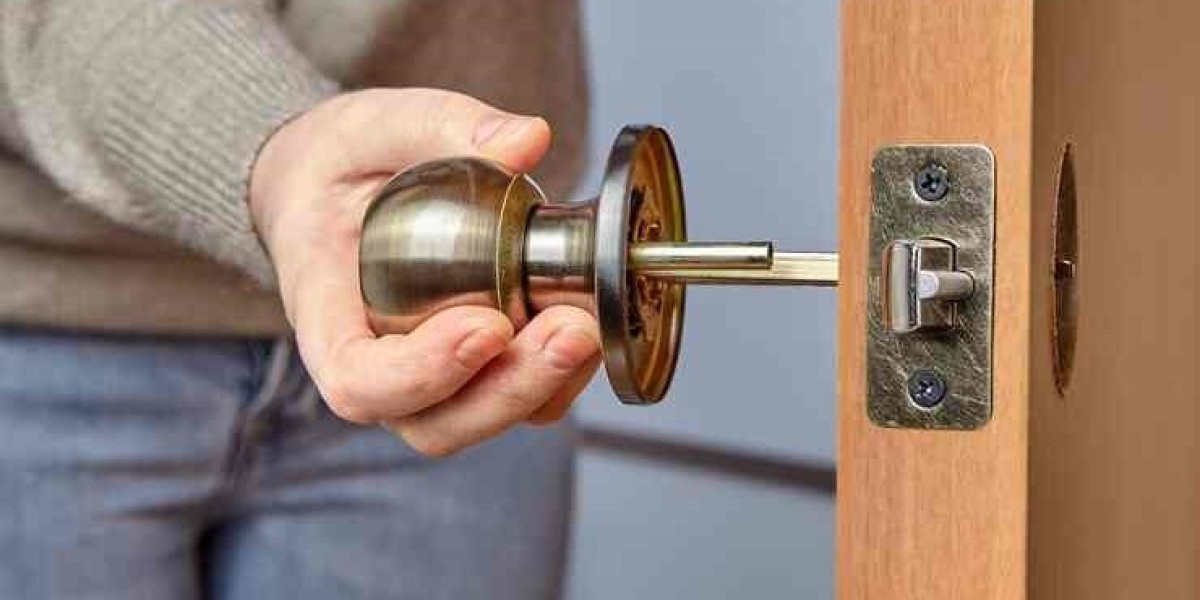 Enhancing Home Security With The Latest Technology And A Locksmith In Jacksonville, FL