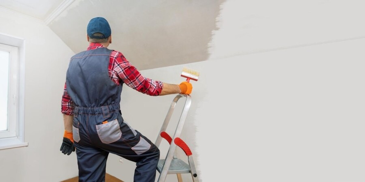 A Complete Guide To Painters In Derby, CT - Working Over Wallpaper