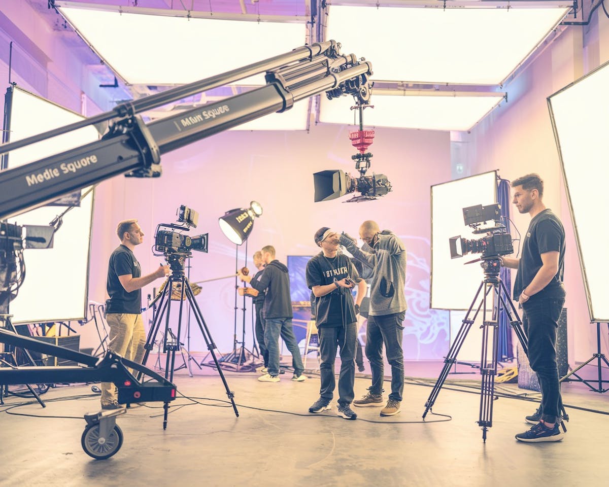 Maximizing Your Film Budget: When to Rent vs. Buy Equipment in Doha