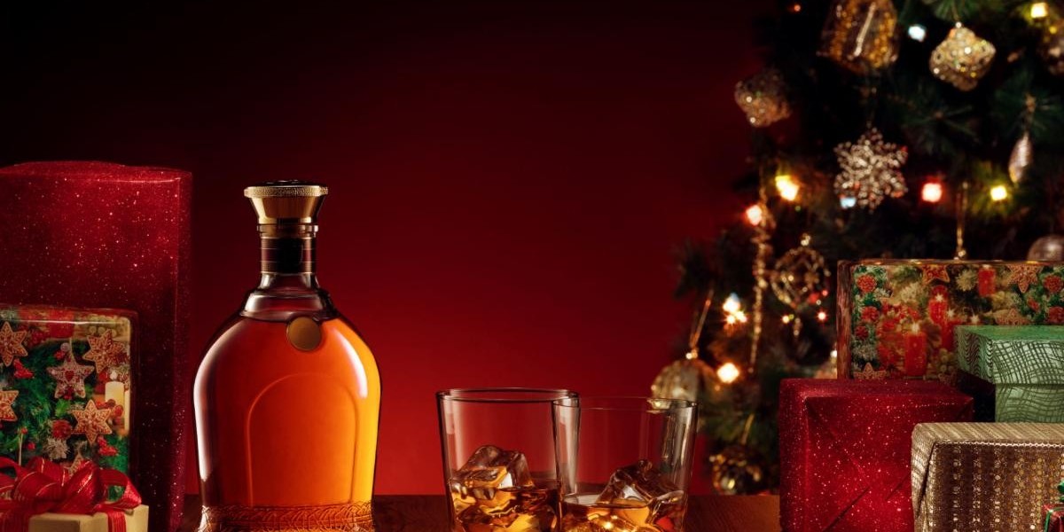 The Ultimate Guide to Choosing the Perfect Bourbon Basket as Holiday Gifts