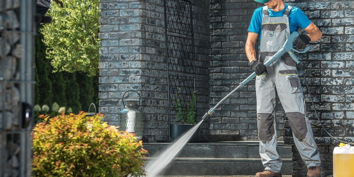 The Environmental Benefits of Pressure Washing Near Me