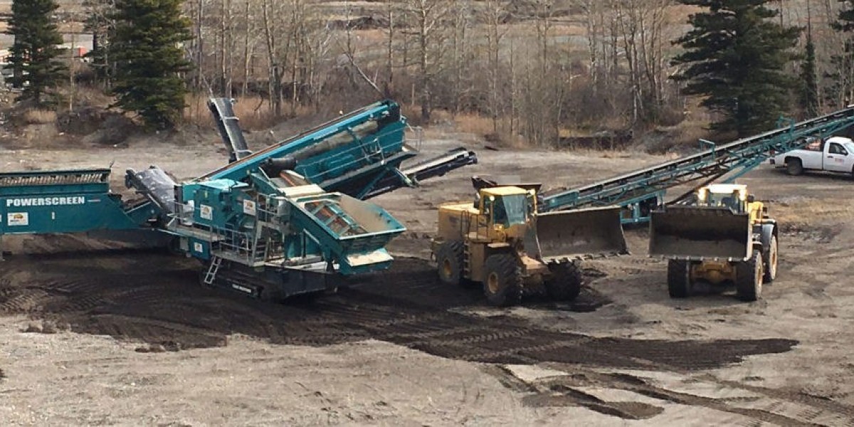 Concrete Contractors in Lethbridge: Expert Insights on Crushed Gravel for Driveways