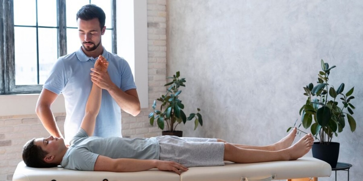 What is Osteopathy? Unveiling the Principles and Practices of This Unique Therapy