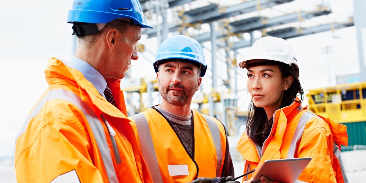 How IOSH Training Supports Legal Compliance in the Workplace