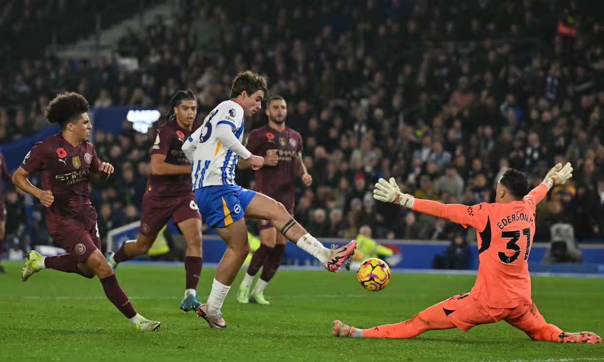 Brighton Triumphs 2-1 Over Manchester City in Thrilling