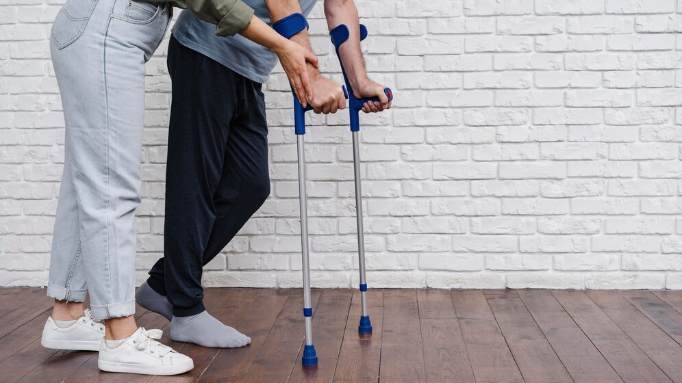 Achieve Dependable Mobility Help with Vissco Dura Walker by Medi Help Xpert -