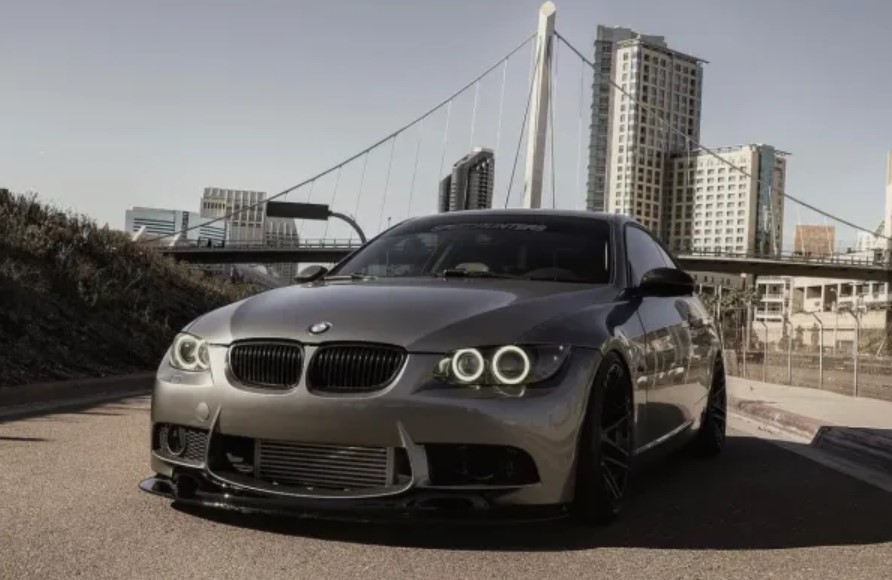 Enhanced Look of Your BMW Using E92 M3 and E90 M3 Headlights - Niche Nest