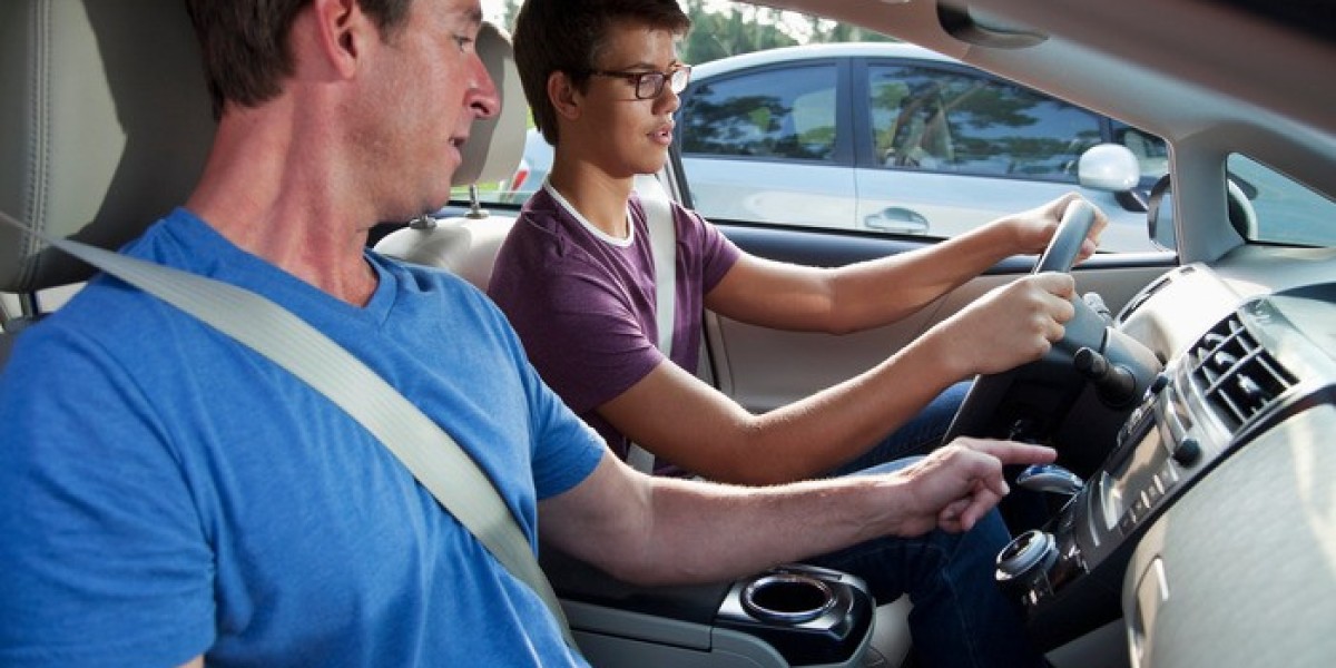 Why More Learners Are Choosing Manchester Driving Instructors