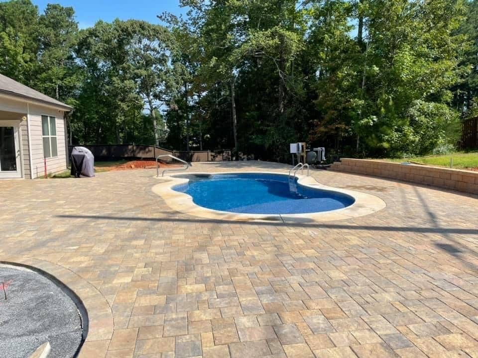 Beat the Summer Heat with a Charming Swimming Pool by the Best Georgia Contractor