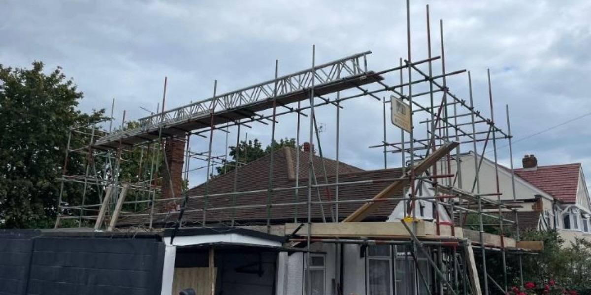 How To Save Money On Commercial Scaffolding Surrey For Your Next Project