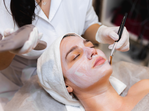 The Ultimate Guide to Hydrafacial in New York: Why It's the Med Spa Treatment Everyone’s Talking About