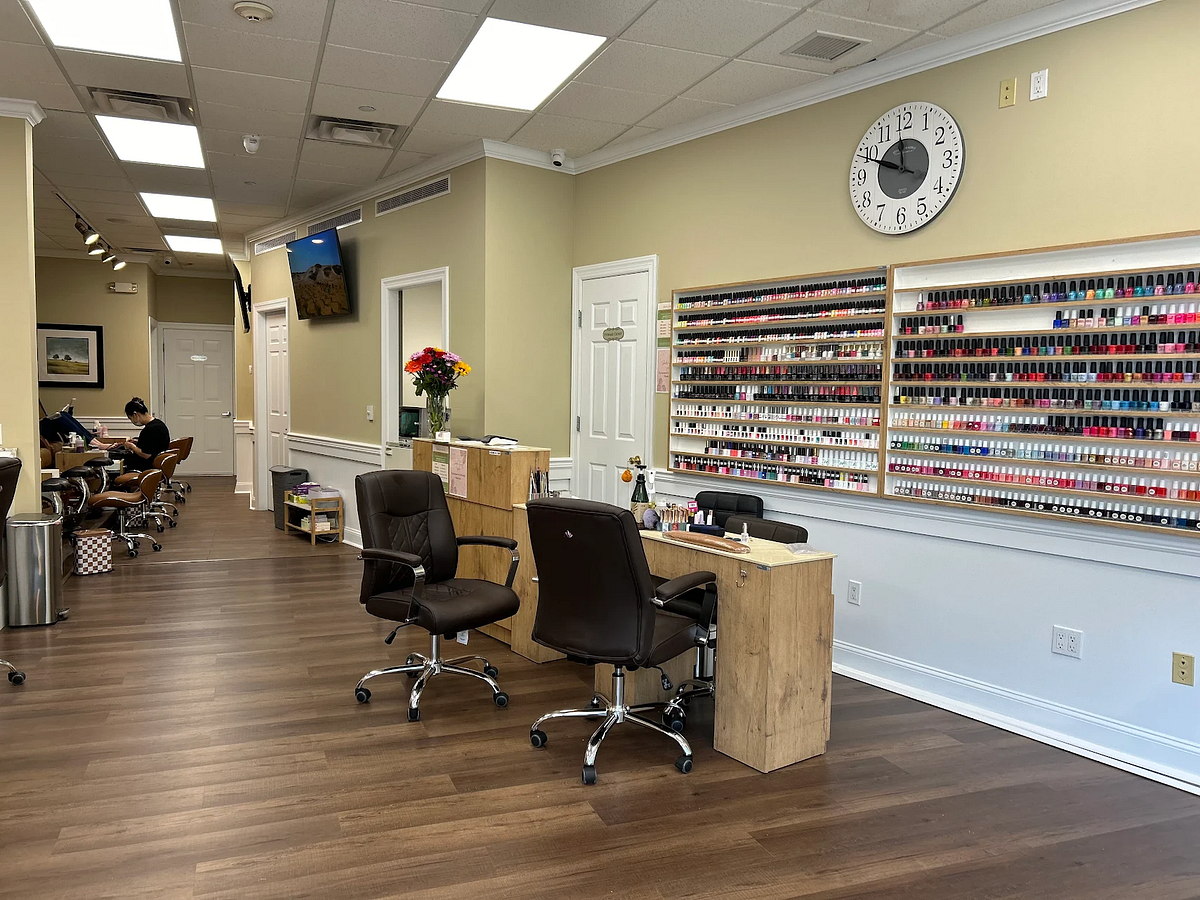 Experience the Best Beauty Salon and Waxing Services at Shades of Beauty Salon PJ in Port Jefferson | by Shades of Beauty Salon PJ | Jan, 2025 | Medium