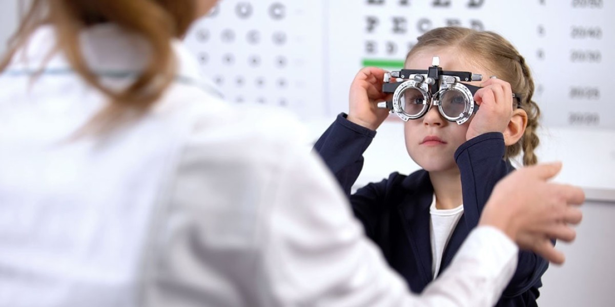 Signs Your Child Might Need an Eye Examination