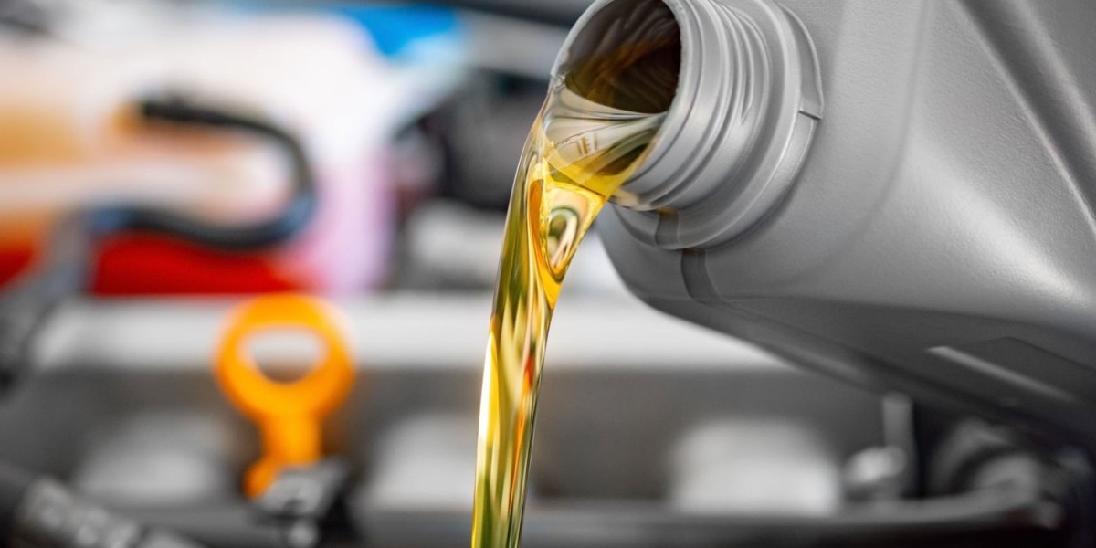 Comprehensive Guide to Automotive Gear Oils