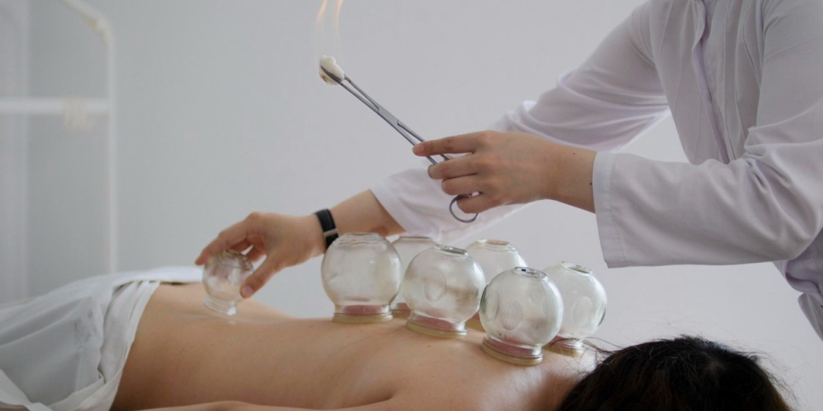 Experience the Benefits of Moxibustion Treatment in Singapore ??