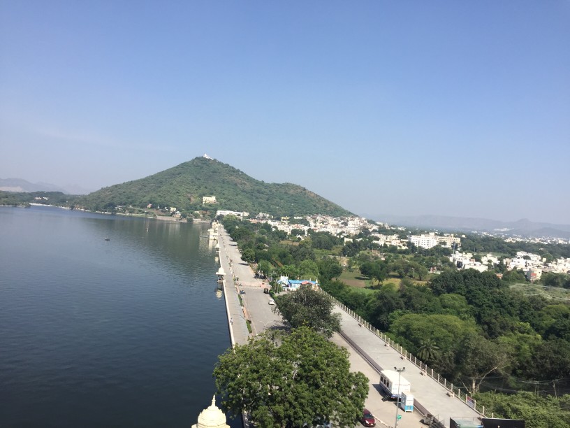 Homestay in Udaipur Near Lake | Explore Udaipur with Comfort