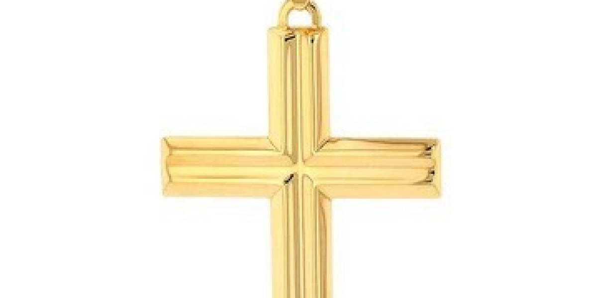 The Timeless Elegance of the Gold Cross Necklace: A Symbolic and Stylish Choice for Women