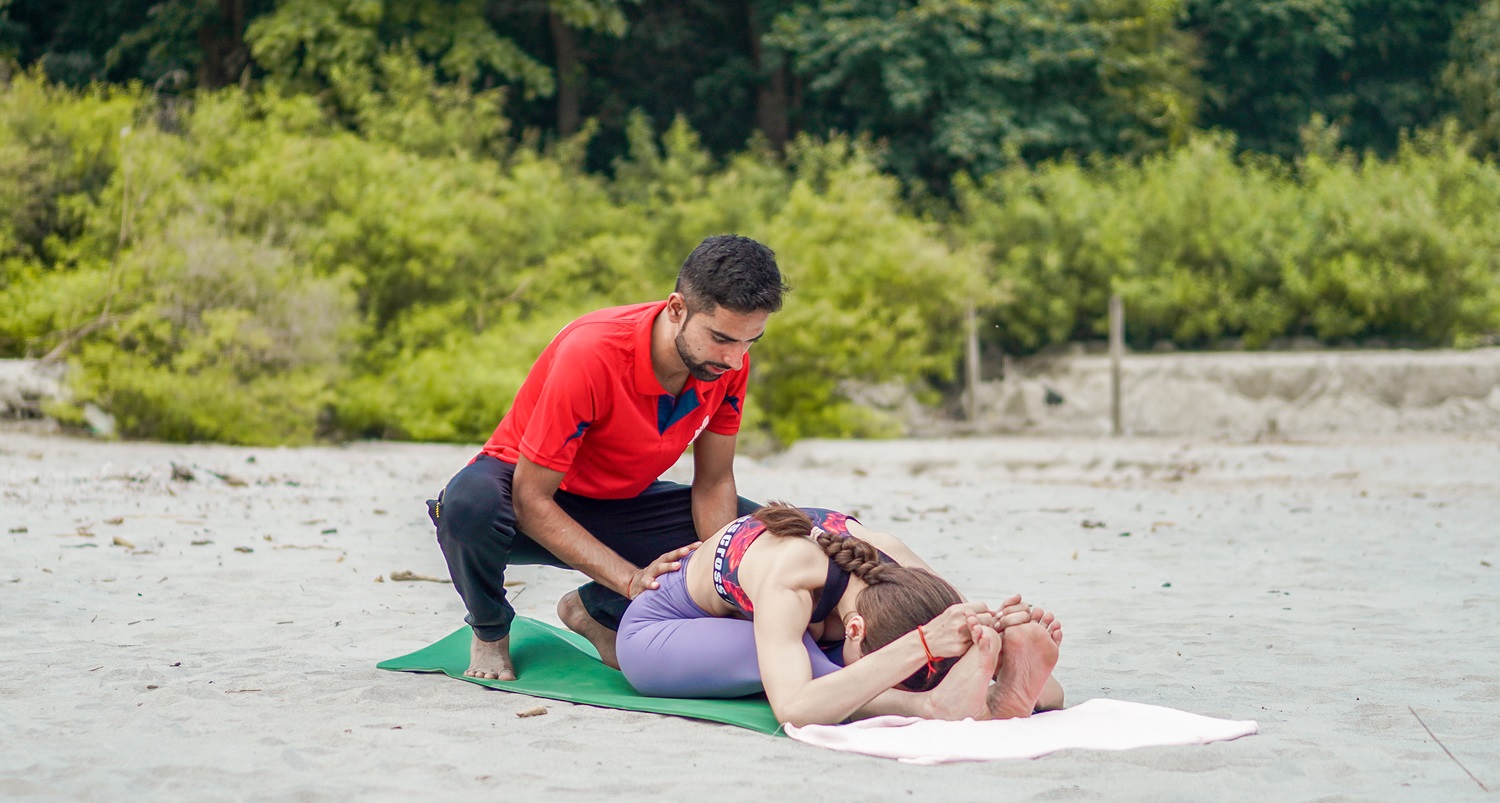 100 Hour Yoga Teacher Training in Rishikesh | 100 Hour Yoga TTC