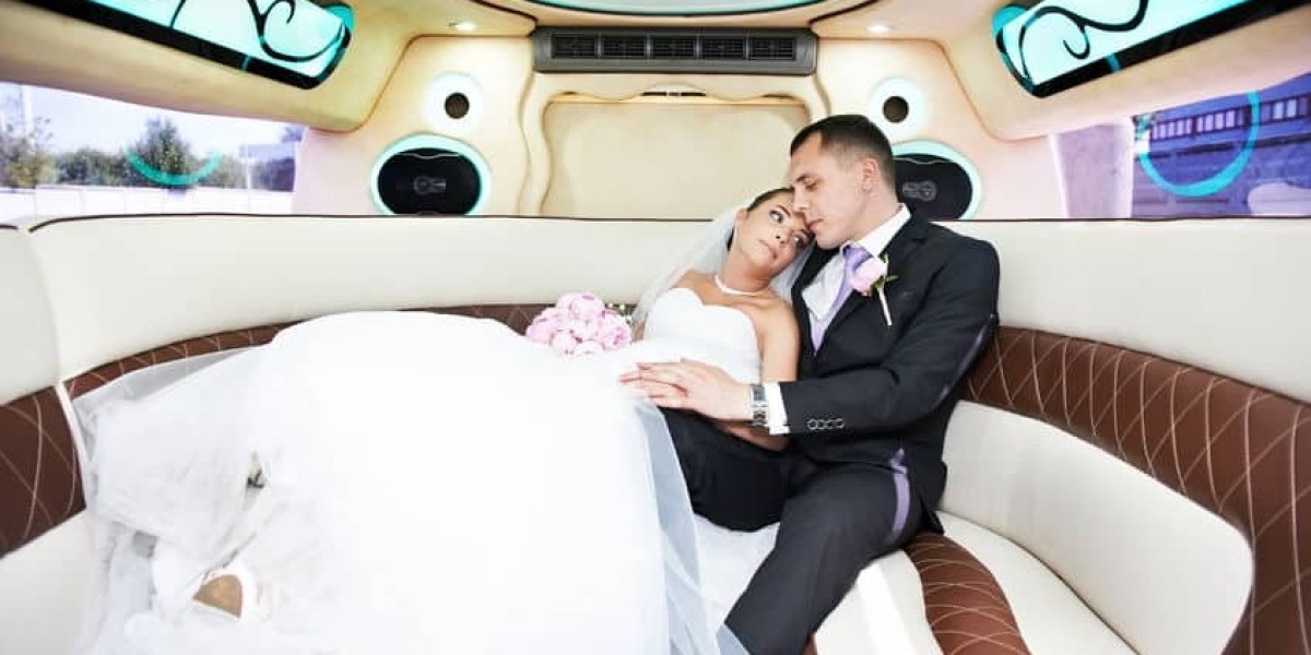 How Far in Advance Should You Book Your Wedding Limo?