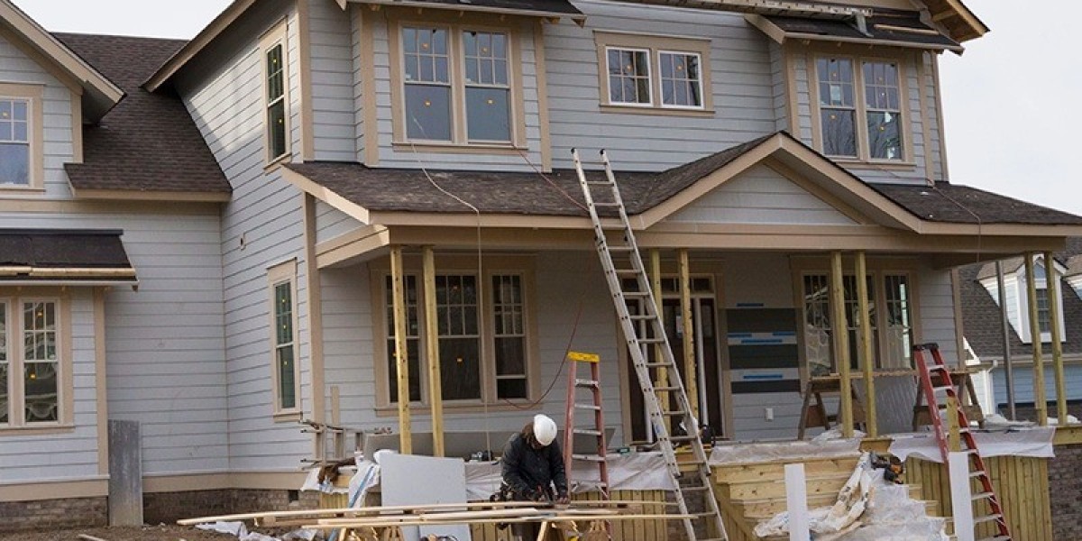 Modern Method Build: Essential Roof Repair and Replacement Services in Naples