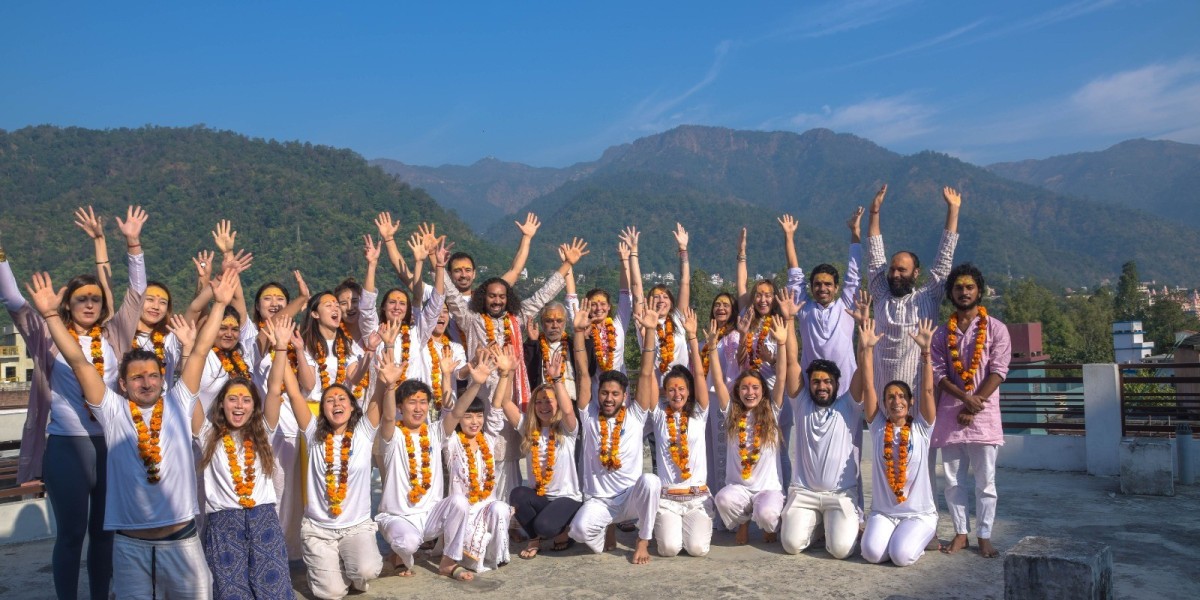 Discover the Transformative Power of Yoga and Meditation in Rishikesh
