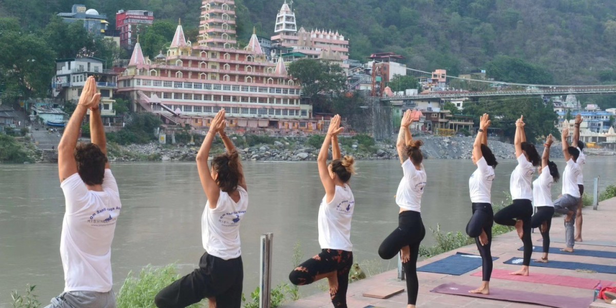 Unlock the Depth of Yoga with a 500 Hour Yoga Teacher Training in Rishikesh